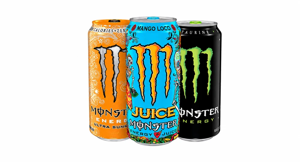 Três latas de energético Monster